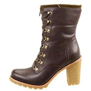 UGG - Fabrice Heeled Leather Lug Sole Boot. Dark Brown. Size 9
